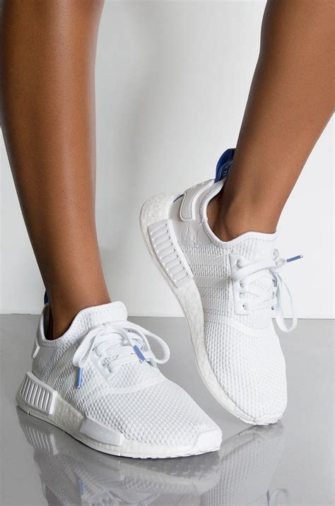 dames sneaker adidas wit|all white adidas nmd women.